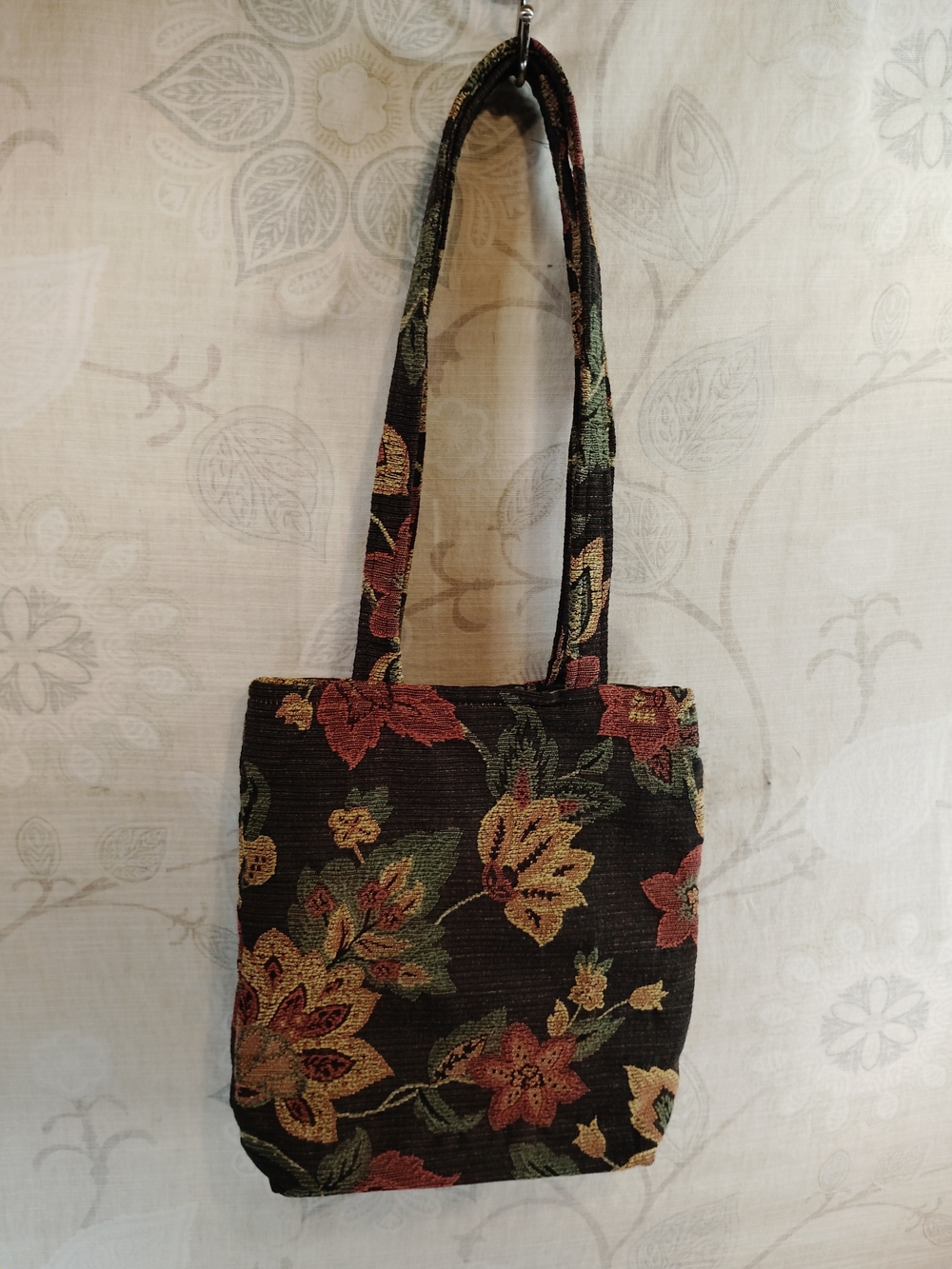 Maruca Tapestry Floral Shoulder Bag in Black and Red